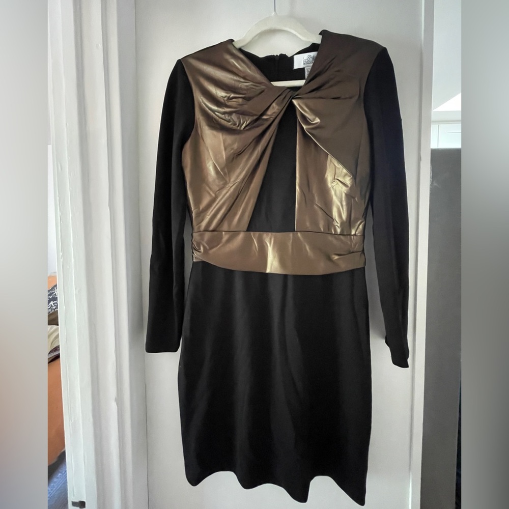 Badgley Mischka Black and Gold Long Sleeve Bodycon Dress